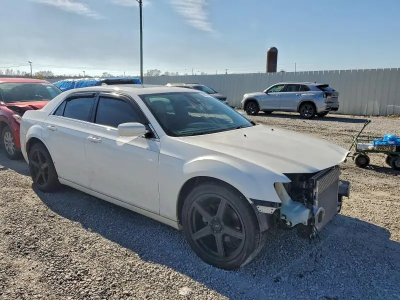 2018 CHRYSLER 300 TOURING  