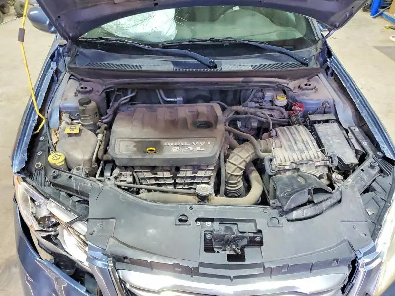 2011 CHRYSLER 200 TOURING  