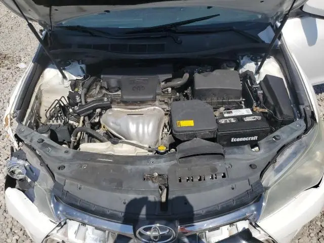 2015 TOYOTA CAMRY LE  