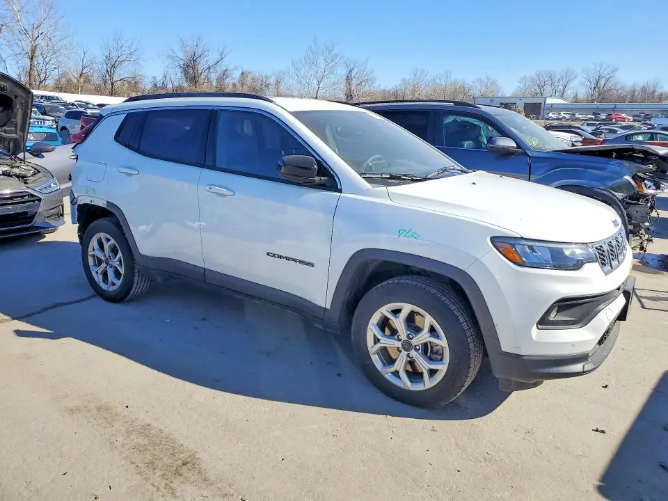 2025 JEEP COMPASS LATITUDE  