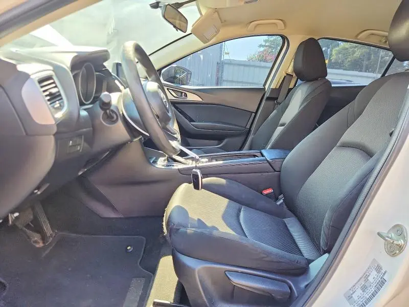 2017 MAZDA 3 SPORT  