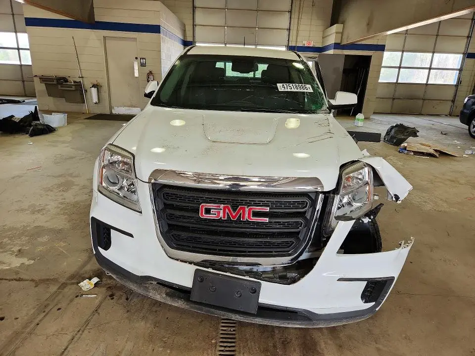 2017 GMC TERRAIN SLE  