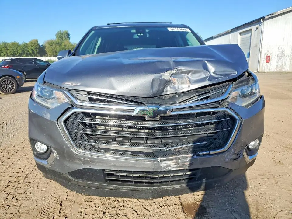 2021 CHEVROLET TRAVERSE LT  