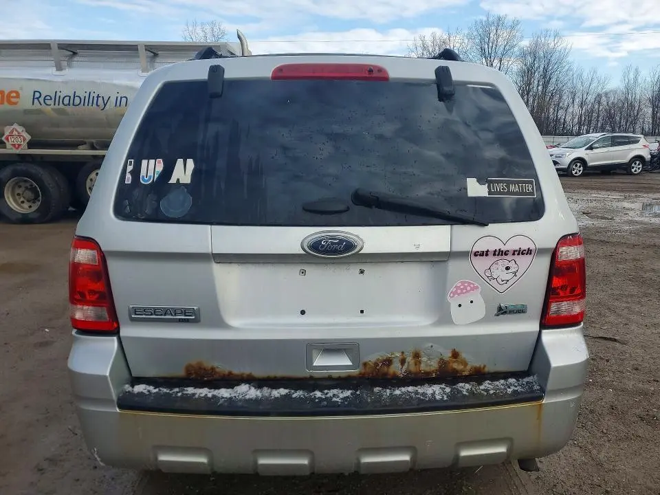 2012 FORD ESCAPE XLT  