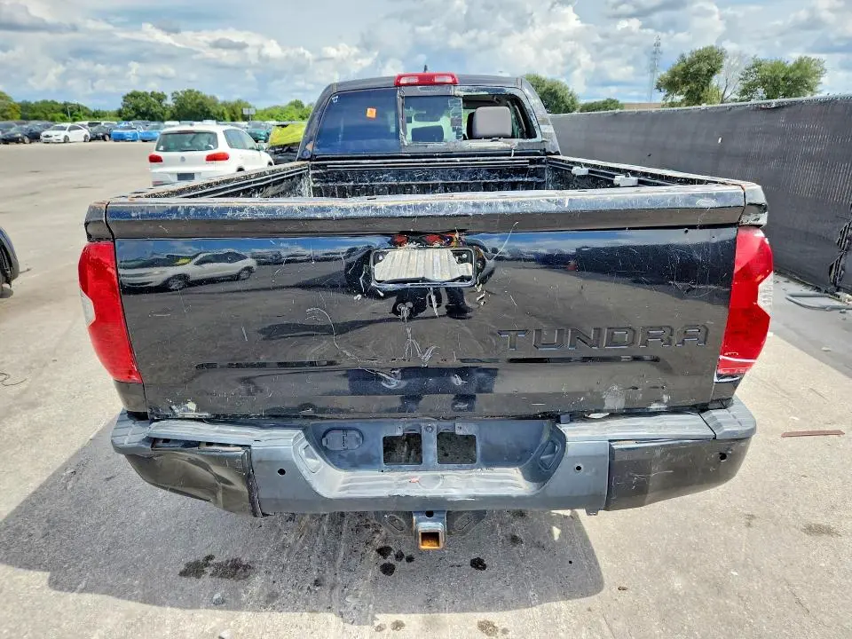 2021 TOYOTA TUNDRA SR5  
