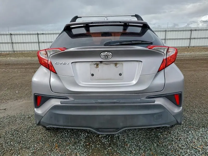 2018 TOYOTA C-HR XLE  