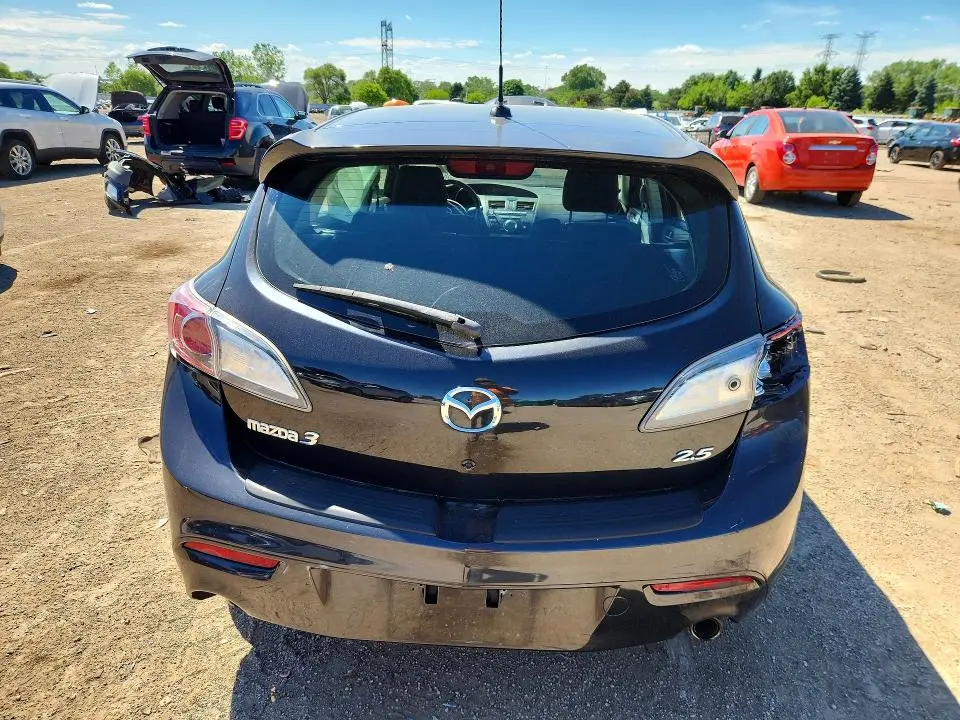 2010 MAZDA 3 S  