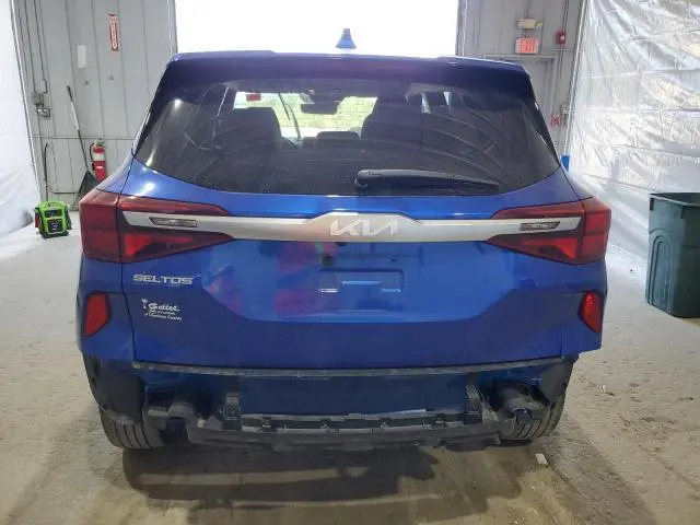 2022 KIA SELTOS LX  