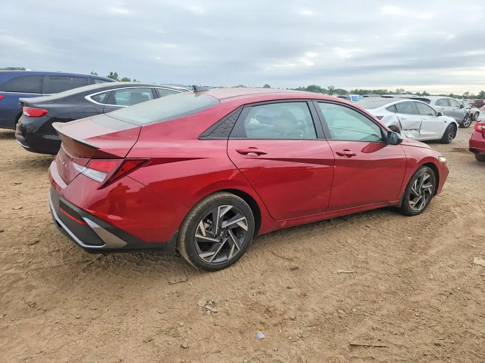 2025 HYUNDAI ELANTRA SEL SPORT  