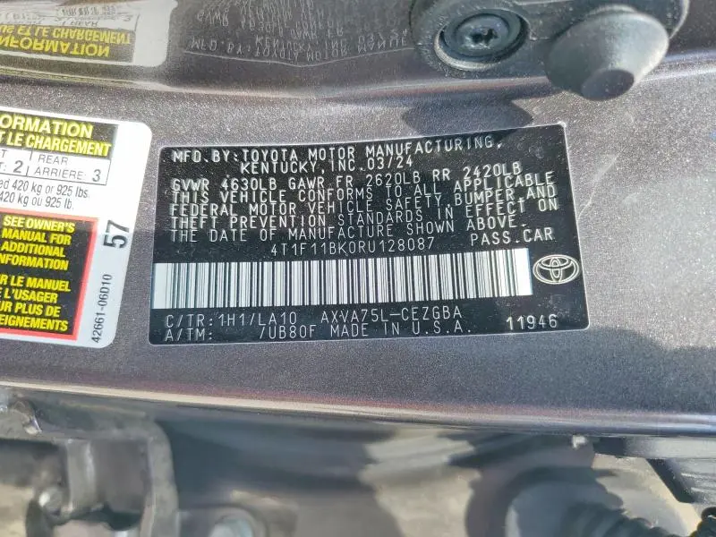 2024 TOYOTA CAMRY XLE  