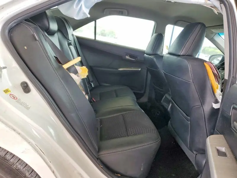 2012 TOYOTA CAMRY SE  