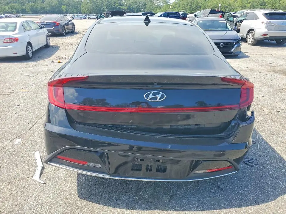 2020 HYUNDAI SONATA SE  