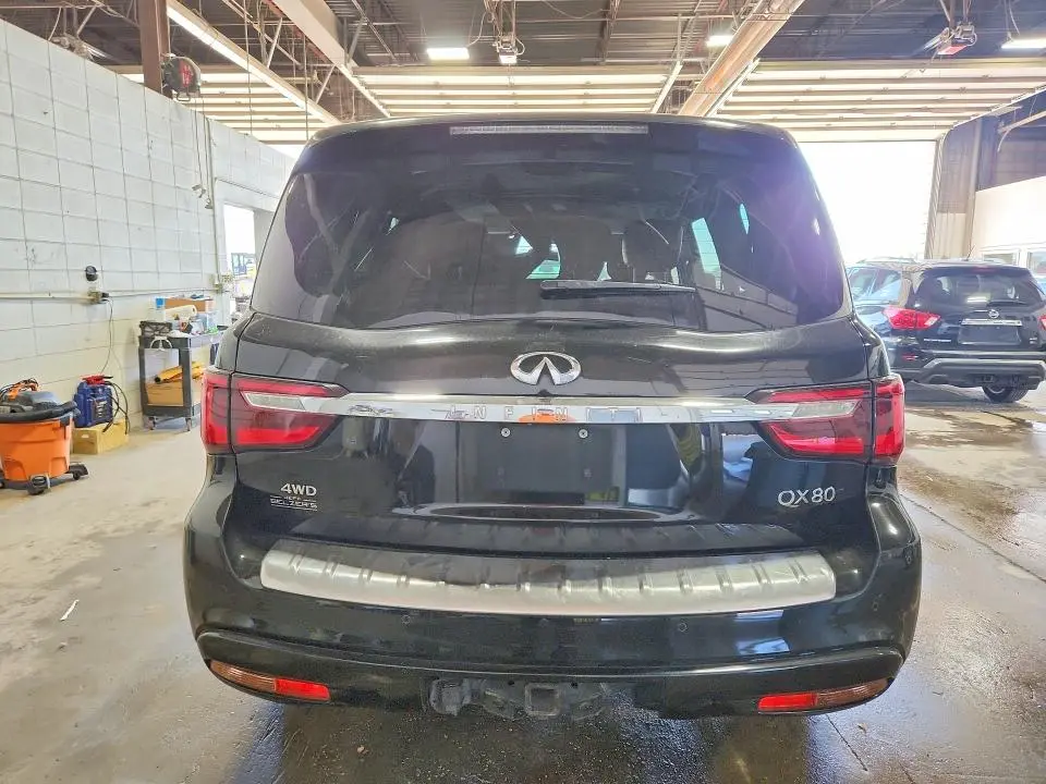 2020 INFINITI QX80 LUXE  