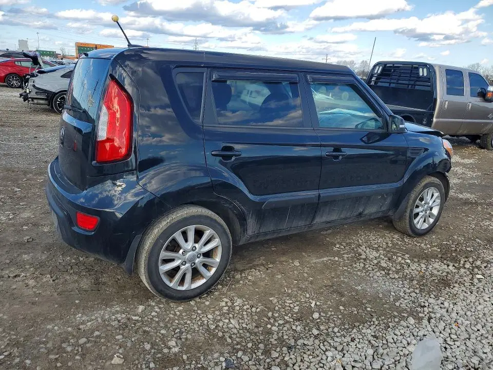 2013 KIA SOUL +  