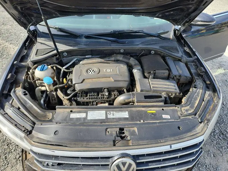 2017 VOLKSWAGEN PASSAT R-LINE  