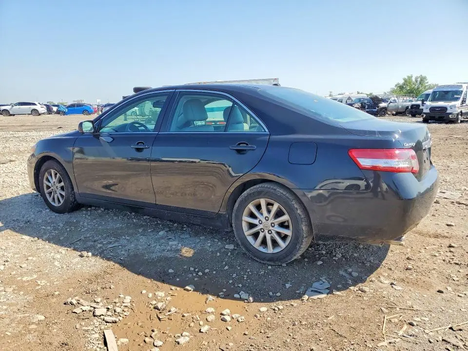 2010 TOYOTA CAMRY XLE V6  