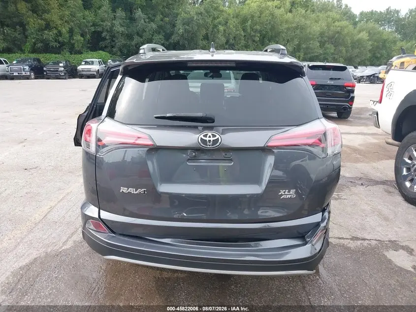 2017 TOYOTA RAV4 XLE
