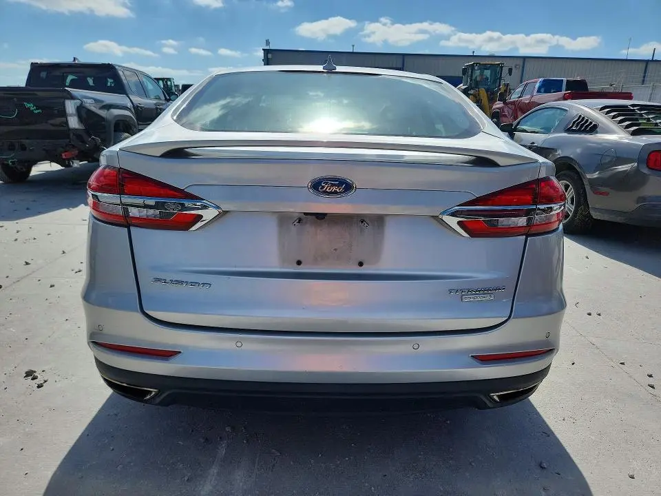 2019 FORD FUSION TITANIUM  