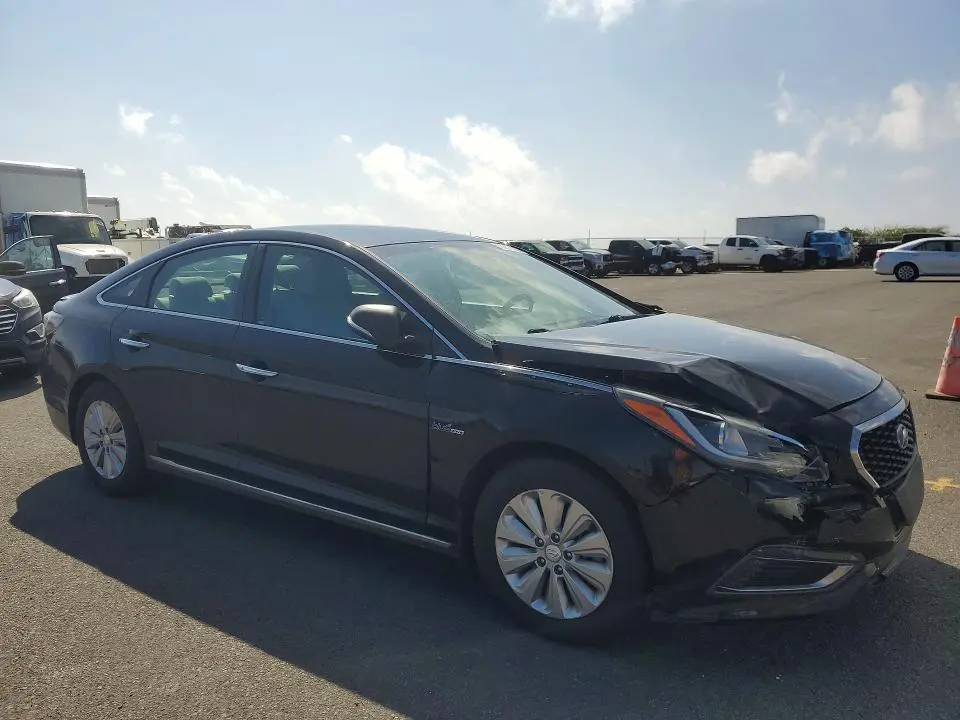 2017 HYUNDAI SONATA HYBRID  
