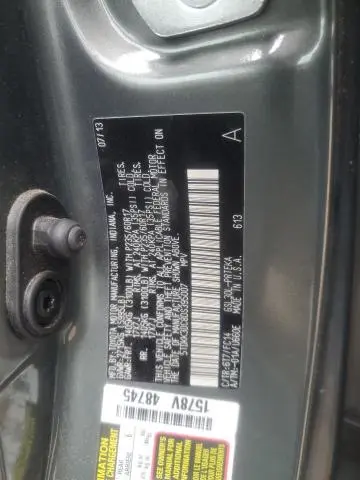2013 TOYOTA SIENNA LE  