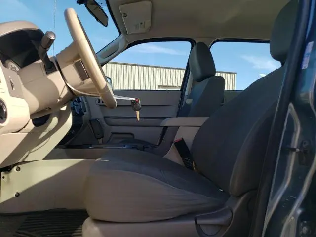 2010 FORD ESCAPE XLS  