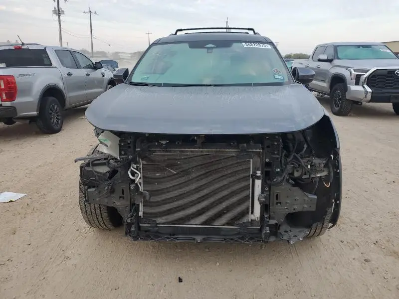 2023 NISSAN PATHFINDER SV  