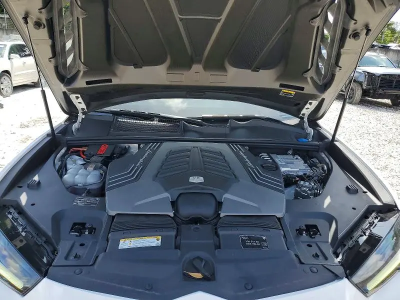 2024 LAMBORGHINI URUS PERFORMANTE  