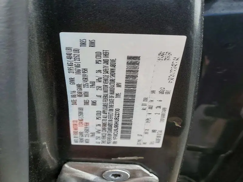 2017 FORD ESCAPE TITANIUM  