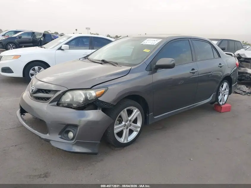 2013 TOYOTA COROLLA S