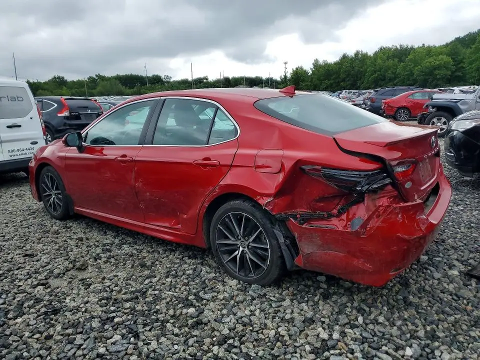 2021 TOYOTA CAMRY SE  