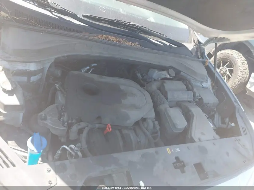 2019 HYUNDAI SANTA FE SE