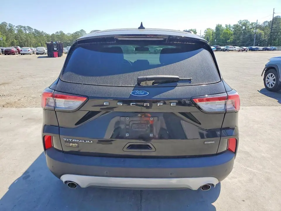 2020 FORD ESCAPE TITANIUM  