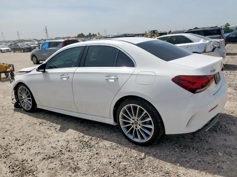 2022 MERCEDES-BENZ A 220 4MATIC  