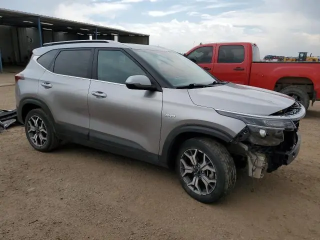 2022 KIA SELTOS EX