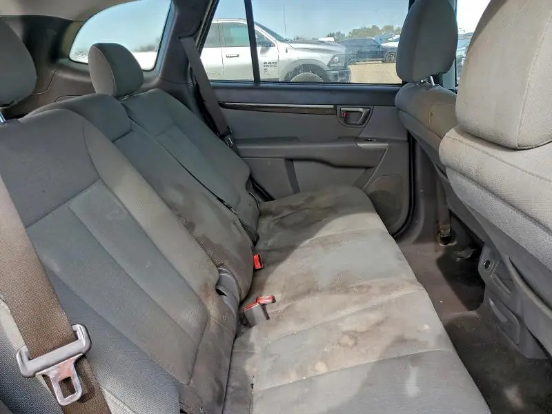 2011 HYUNDAI SANTA FE GLS  