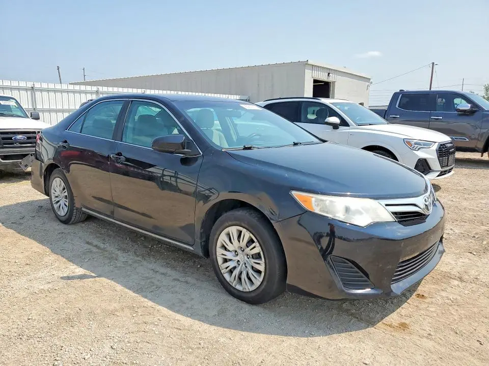 2012 TOYOTA CAMRY LE  