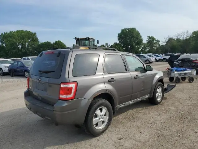 2011 FORD ESCAPE XLS  