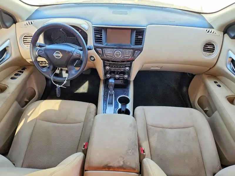 2017 NISSAN PATHFINDER SV  