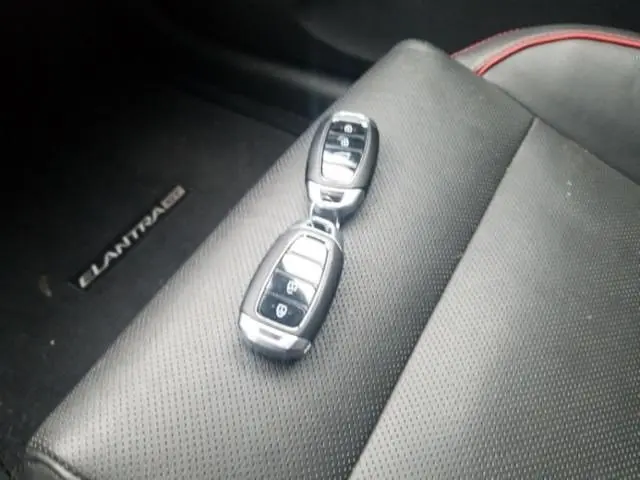 2018 HYUNDAI ELANTRA GT SPORT