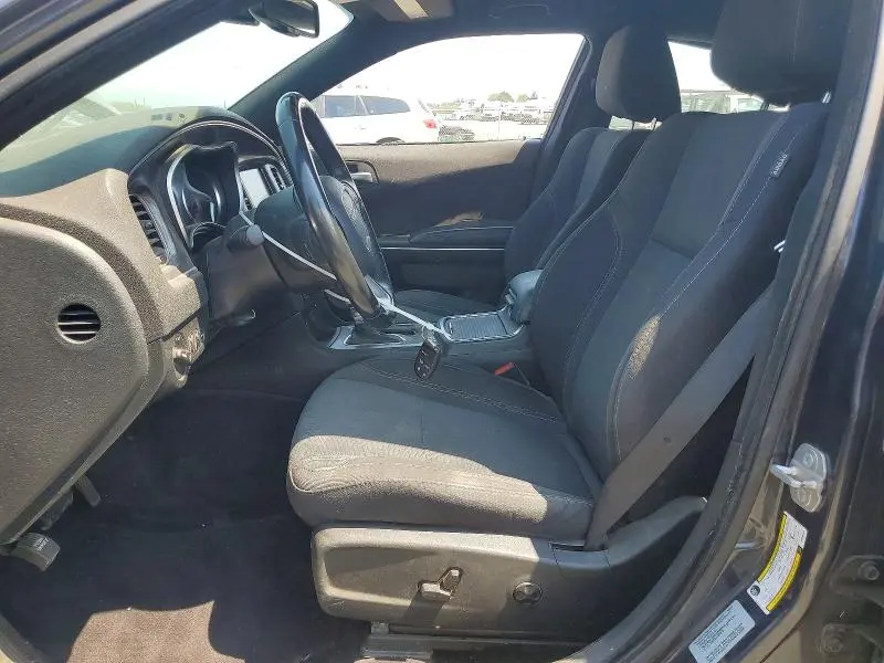 2016 DODGE CHARGER SXT  