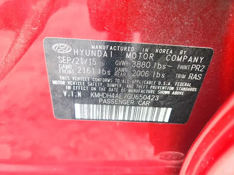 2016 HYUNDAI ELANTRA SE  