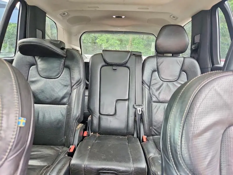 2016 VOLVO XC90 T6  