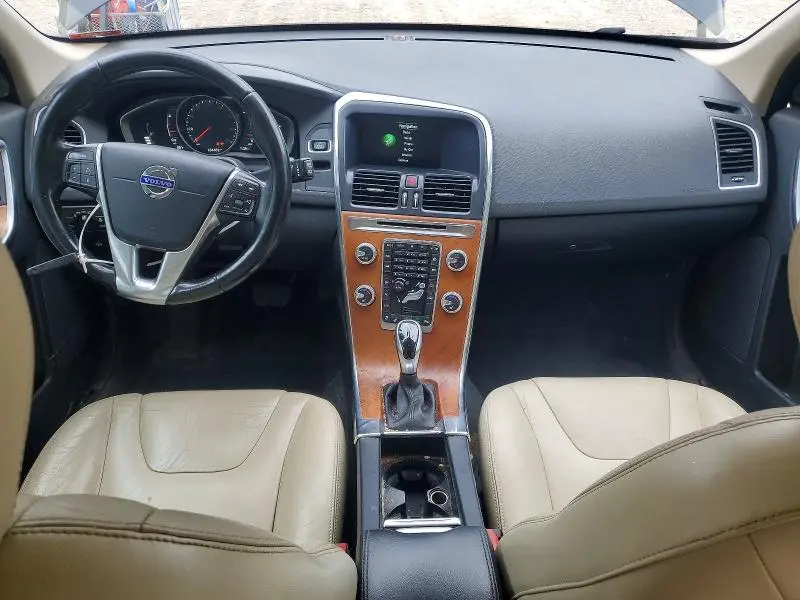 2017 VOLVO XC60 T5 INSCRIPTION  
