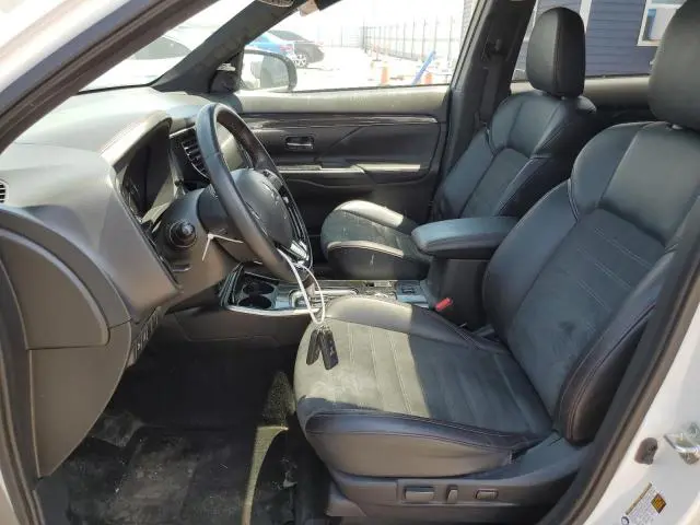 2020 MITSUBISHI OUTLANDER SE  