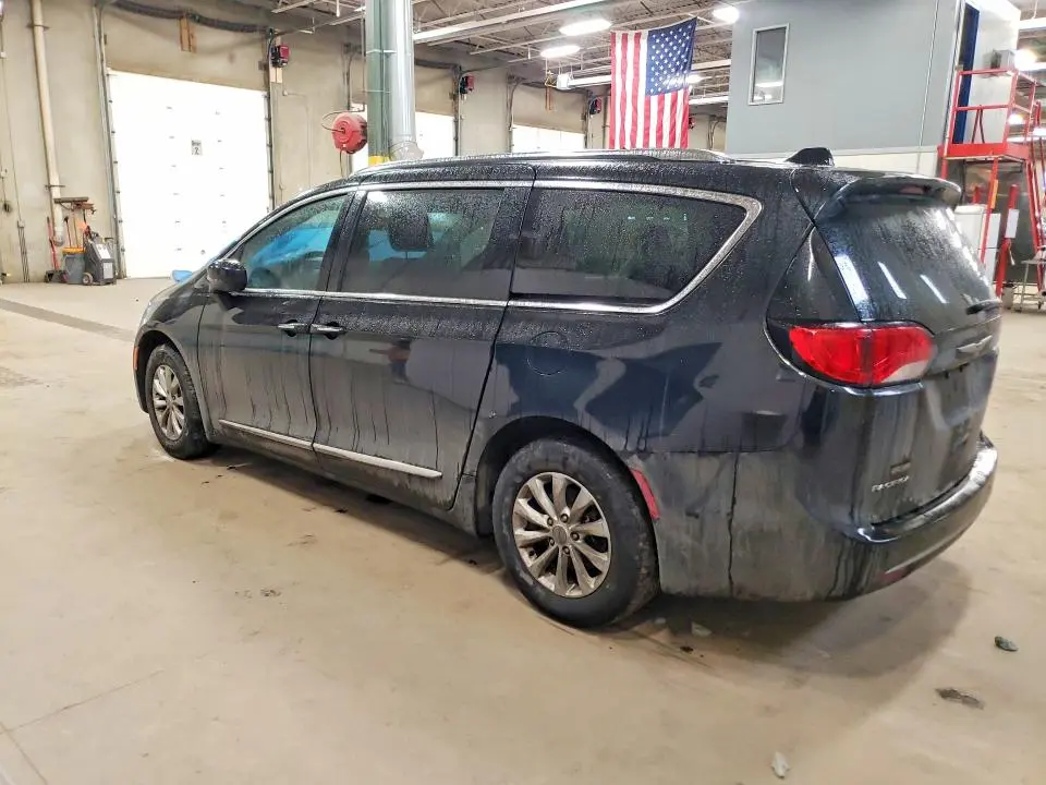 2018 CHRYSLER PACIFICA LX  