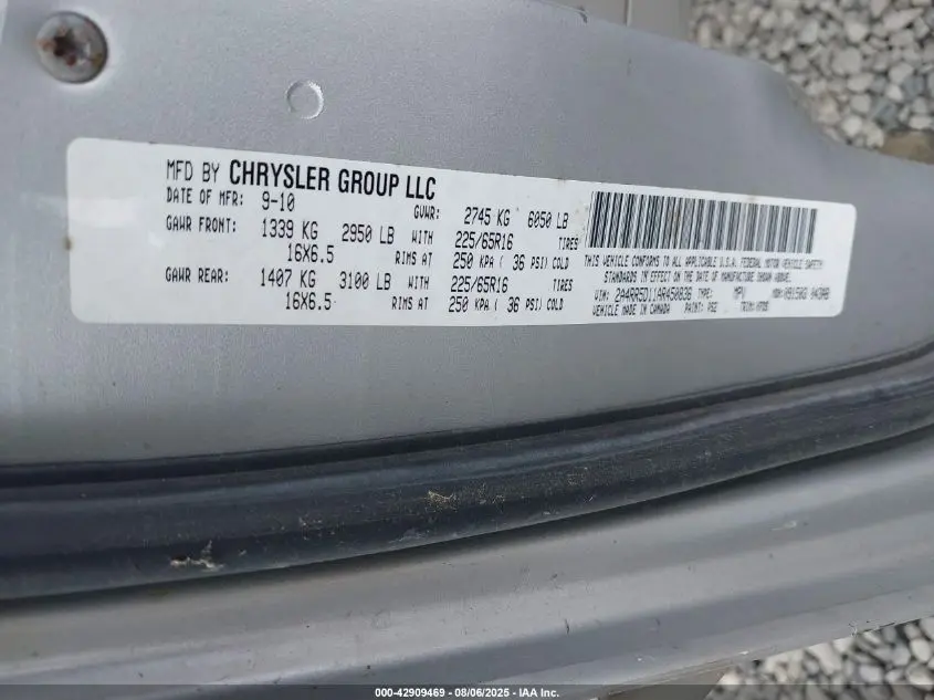 2010 CHRYSLER TOWN & COUNTRY TOURING