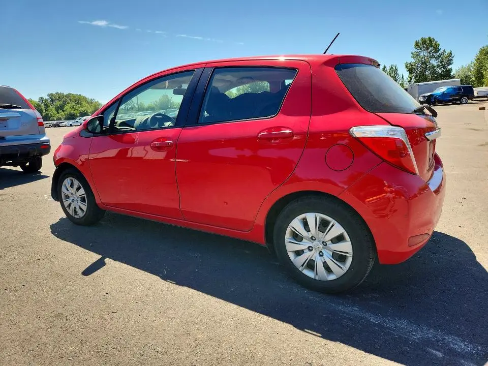 2013 TOYOTA YARIS 5-DOOR LE  