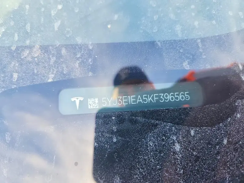 2019 TESLA MODEL 3   
