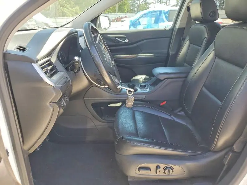 2021 GMC ACADIA SLT  
