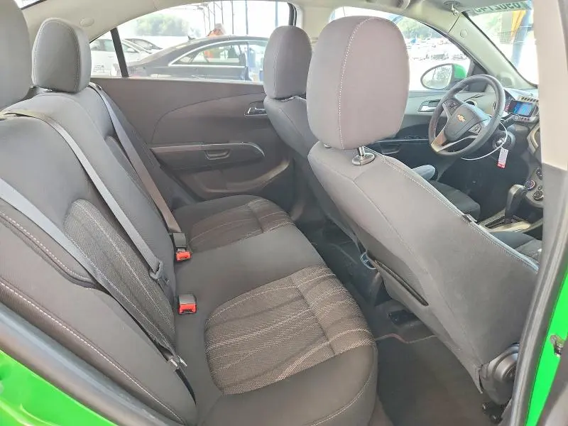 2016 CHEVROLET SONIC LT  